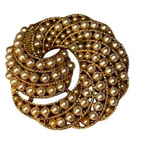 Usner vintage signed gold tone pearl swirl pin brooch